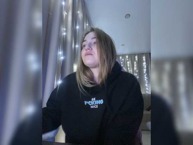 Capturas de tela de transmissão BoredGirl