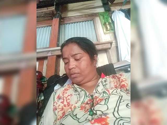 Capturas de tela de transmissão Boudipriya