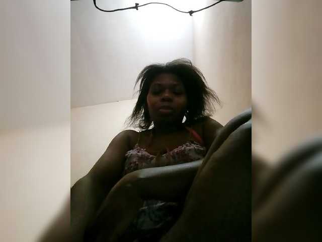 Capturas de tela de transmissão briyitza