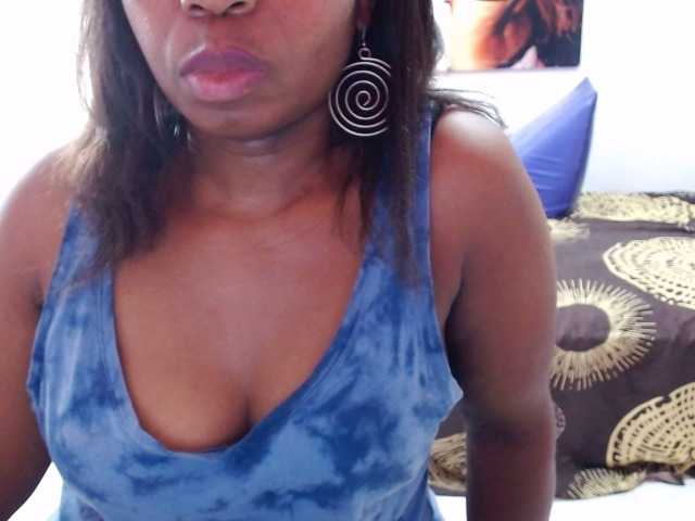 Capturas de tela de transmissão briyitza