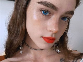 Chat de vídeo erótico BrokenDoll666