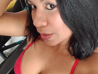 Chat de vídeo erótico Brun3tt3