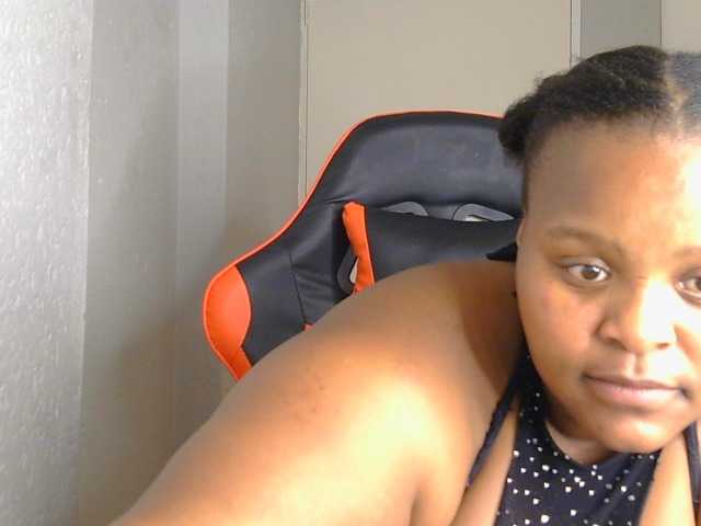Capturas de tela de transmissão BubblyRouxyXXXxx