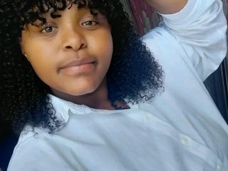 Chat de vídeo erótico BubblyRouxyXXXxx