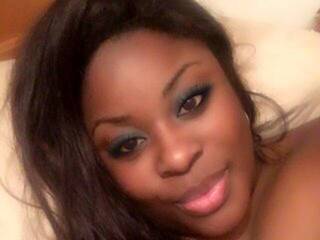 Chat de vídeo erótico BUSTYBARBBIE