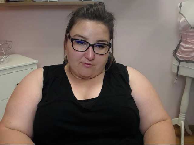 Capturas de tela de transmissão bustyLEXX