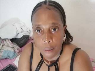 Chat de vídeo erótico Bustylove27