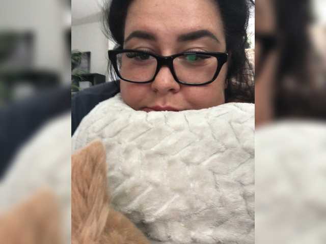 Capturas de tela de transmissão Boobs-Busty