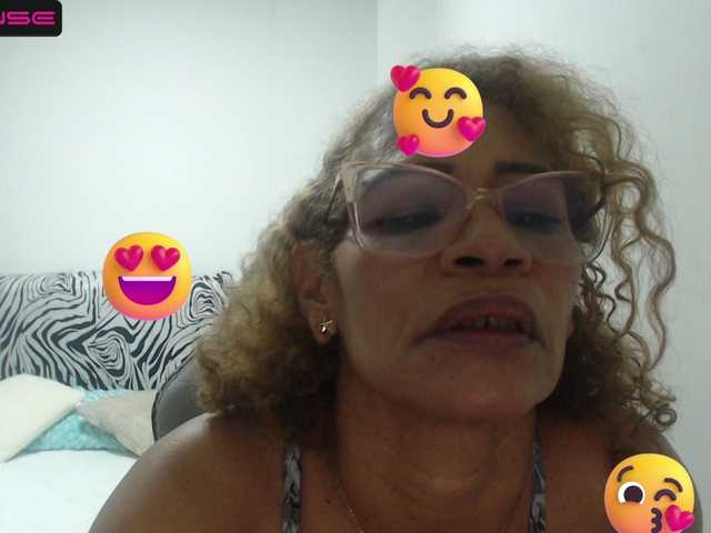 Capturas de tela de transmissão BustyXMilf