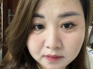Chat de vídeo erótico Angie-88