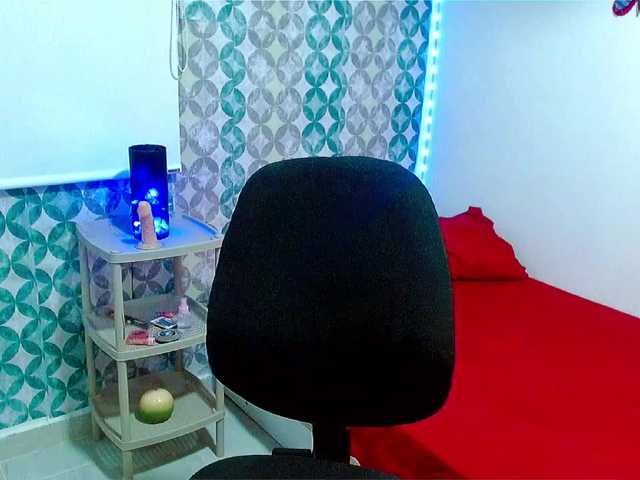 Capturas de tela de transmissão CailynRogers