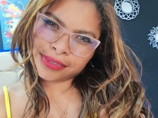 Chat de vídeo erótico CamiilaReyes