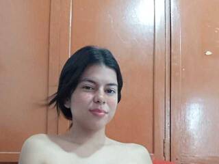 Chat de vídeo erótico camila18a