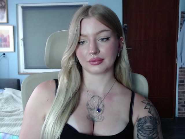 Capturas de tela de transmissão CamilaLove
