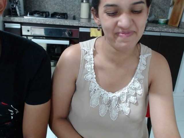 Capturas de tela de transmissão Candyxtom