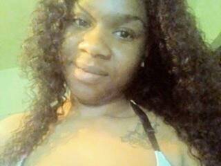 Chat de vídeo erótico CaramelQT69