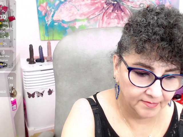Capturas de tela de transmissão cataleya-mom