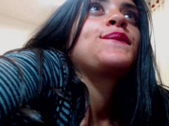 Capturas de tela de transmissão celestecream1