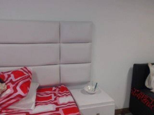 Capturas de tela de transmissão celestehot2