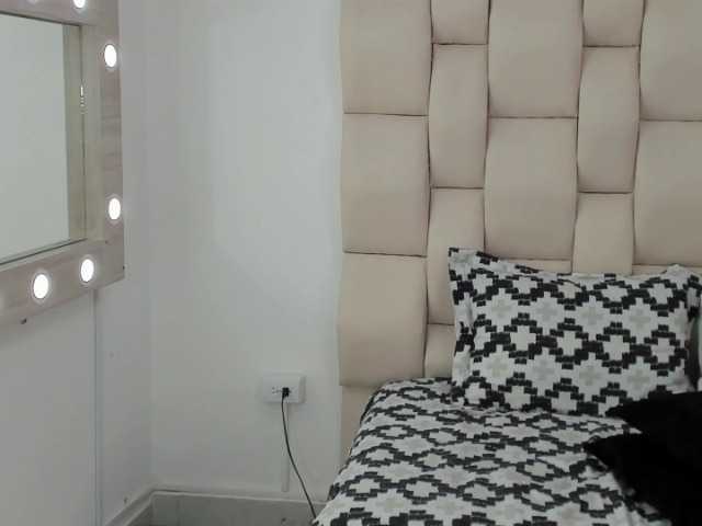 Capturas de tela de transmissão CelesteTaylor