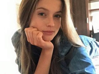 Chat de vídeo erótico CHANEL77777
