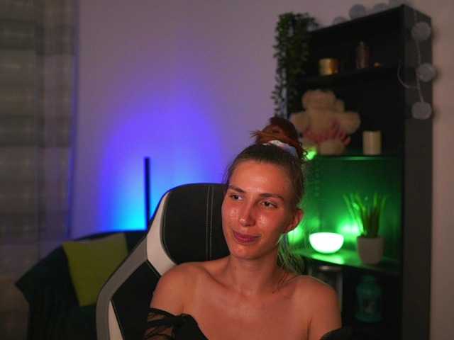 Capturas de tela de transmissão charlottgotit