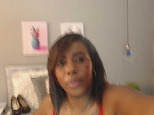 Capturas de tela de transmissão CherryBrownn