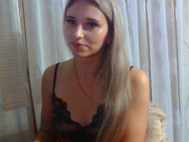 Capturas de tela de transmissão CherylLove