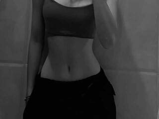 Chat de vídeo erótico cheryyyyay