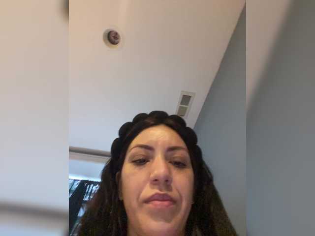 Capturas de tela de transmissão Chicamala