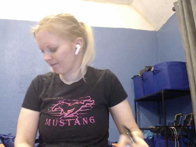 Capturas de tela de transmissão chillyhicks