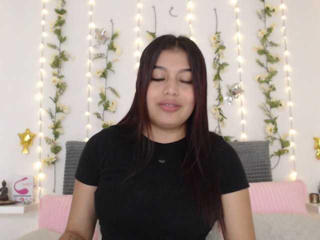Capturas de tela de transmissão ChloeLoyd