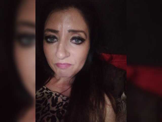 Capturas de tela de transmissão ChristianaHot