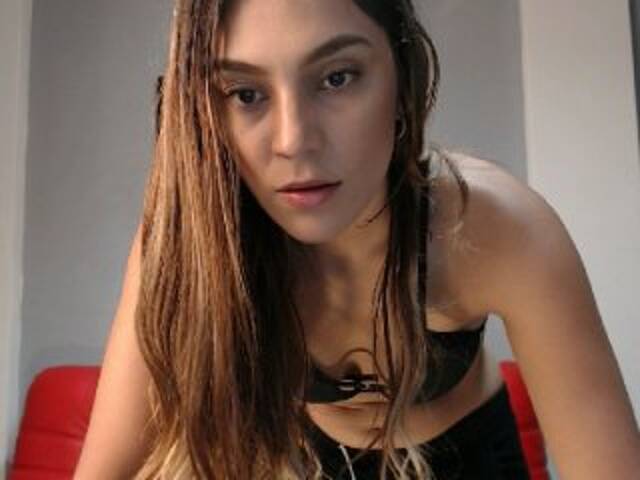 Capturas de tela de transmissão ChristyRay1