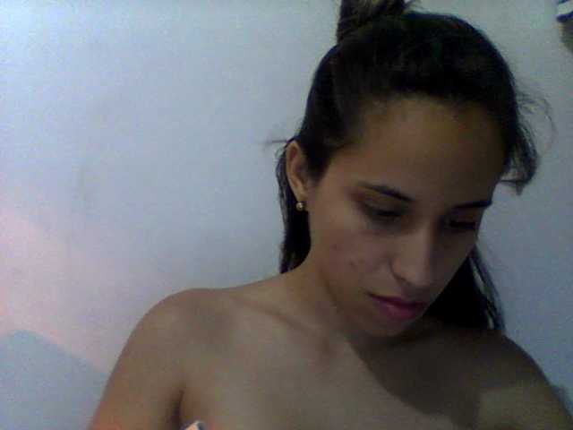 Capturas de tela de transmissão Cindyhornyxx
