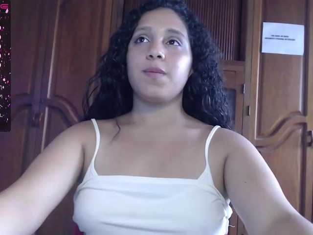 Capturas de tela de transmissão ClaireWilliams