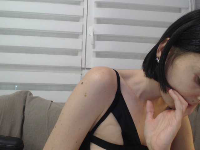 Fotos cleophee NO TIPS IN PM: friends 3 ass/feet 20/ boobs 30/ pussy 70/ nude 100
