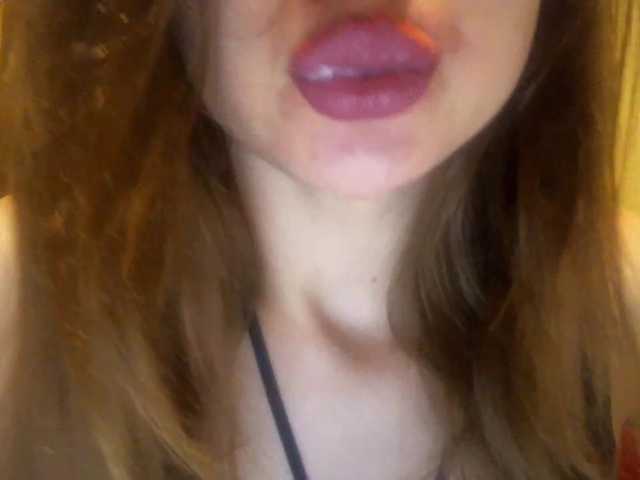 Capturas de tela de transmissão CocoMademoise