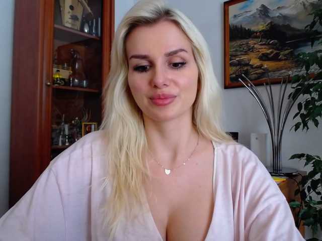 Capturas de tela de transmissão Cornelia22hot