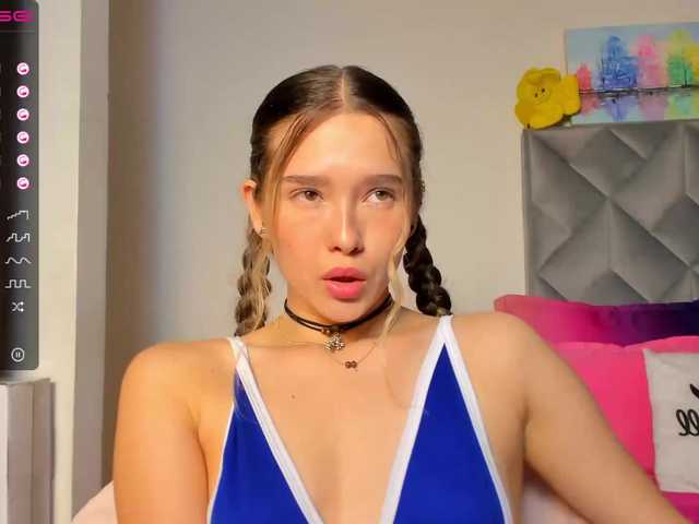 Capturas de tela de transmissão curlygirl1