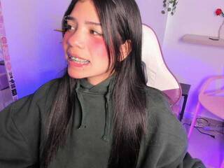 Chat de vídeo erótico cute-stephuwu