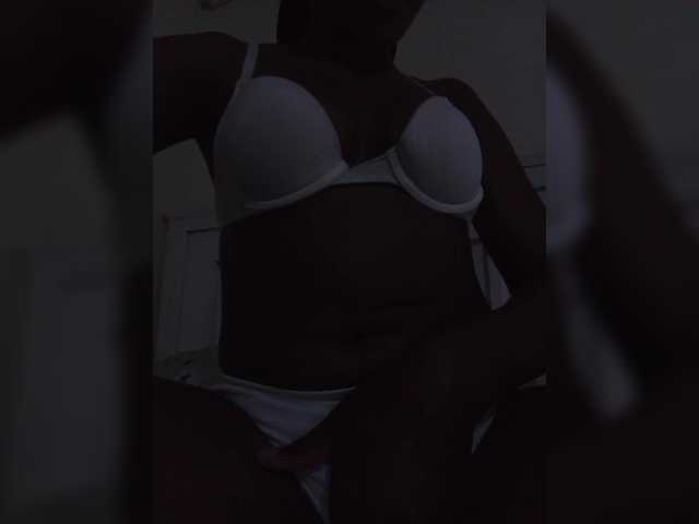 Capturas de tela de transmissão Cutieass