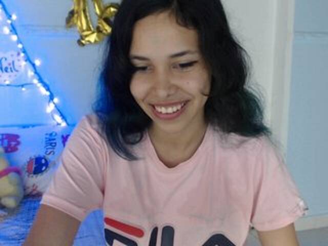 Capturas de tela de transmissão DairaDiary