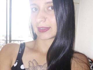 Chat de vídeo erótico danna-evans2