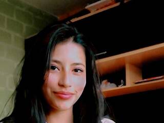 Chat de vídeo erótico danycinnamon