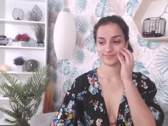 Capturas de tela de transmissão DaphneMoss