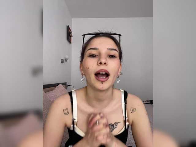 Capturas de tela de transmissão DariKoleva