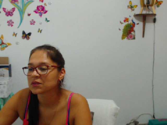 Capturas de tela de transmissão DEEPTHROATHOT