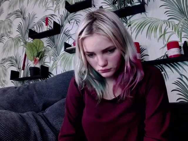 Capturas de tela de transmissão DellaHolt