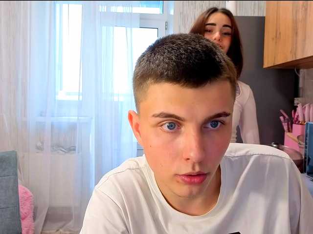 Capturas de tela de transmissão DenisSofia